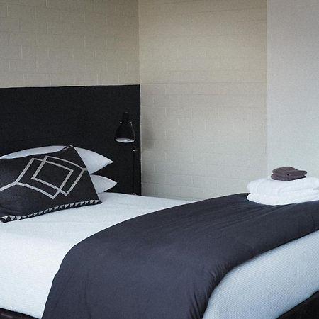 Cedar Lodge Braidwood Esterno foto